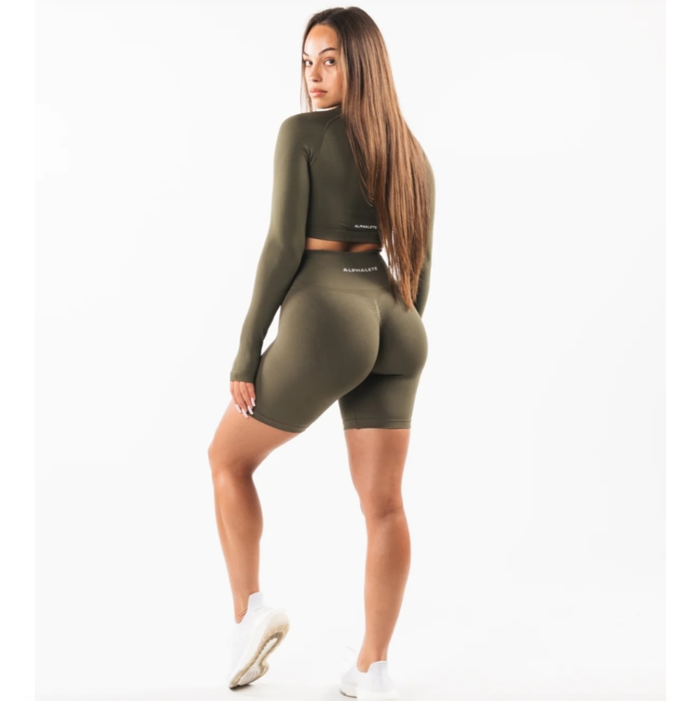 Alphalete Amplify